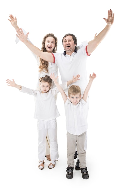 Foto concepto de victoria familiar: un retrato de la familia triunfante con gesto de manos arriba