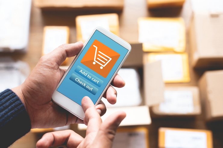 Foto conceptos de compras en línea con youngman con smartphone para pago