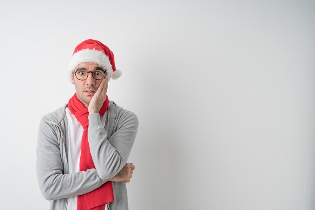 Conceptos de Navidad - hombre joven gesticulando