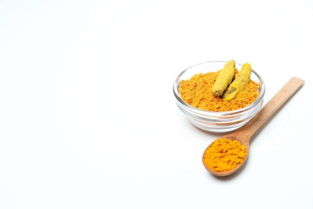 Condimento fragante cúrcuma uno de los principales ingredientes del curry indio