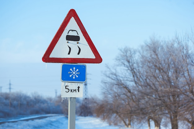 Conducción de invierno - Carretera País