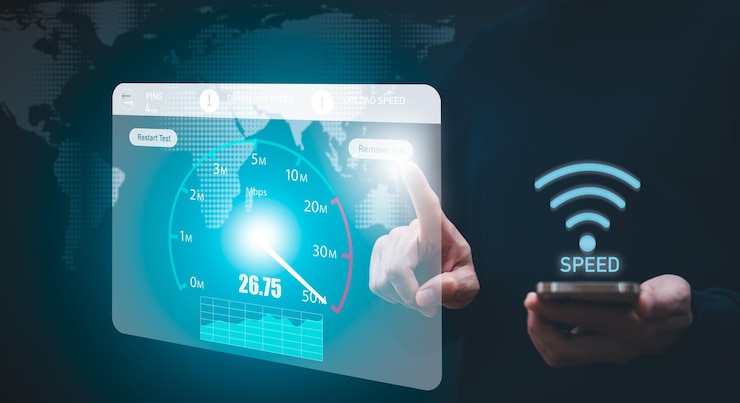 Foto conexão de internet rápida com o conceito de tecnologia metaverse, mão segurando smartphone e tela virtual de medição de velocidade da internet, conceito de internet e tecnologia, conceito de internet de alta velocidade 5g