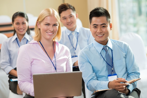 Conferência de negócios