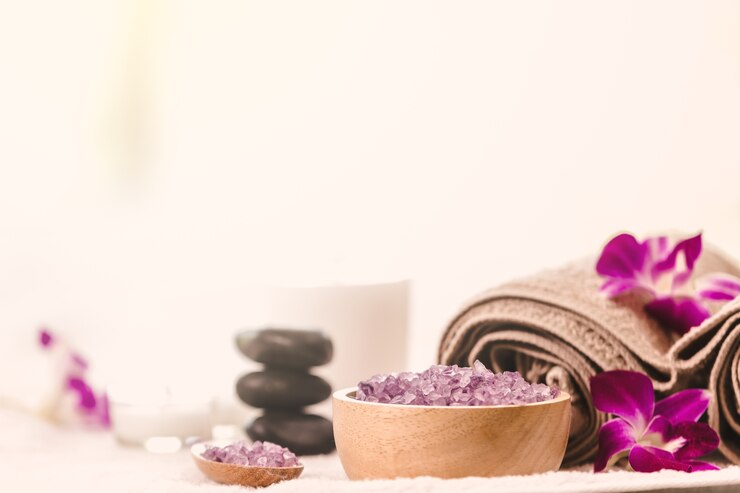 Foto configuração de composição de spa com vela no quarto, conceito de produtos spa
