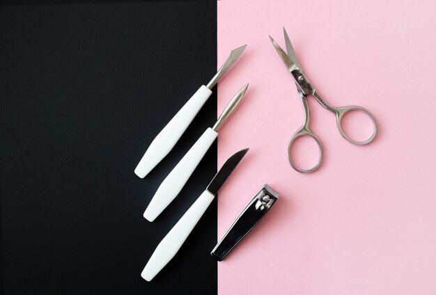 Conjunto de accesorios para la vista superior del cuidado de manicura.