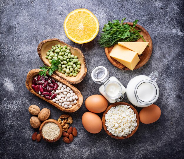 Conjunto de alimentos que es rico en calcio.