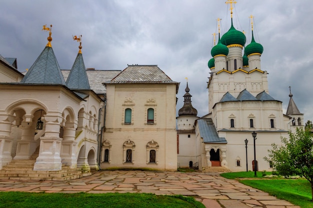 Conjunto arquitetônico do Kremlin de Rostov em Rostov Veliky Rússia Anel dourado da Rússia