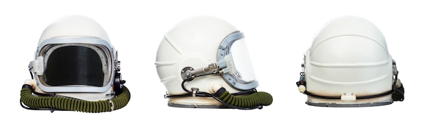 Conjunto de cascos de astronauta aislado sobre fondo blanco.