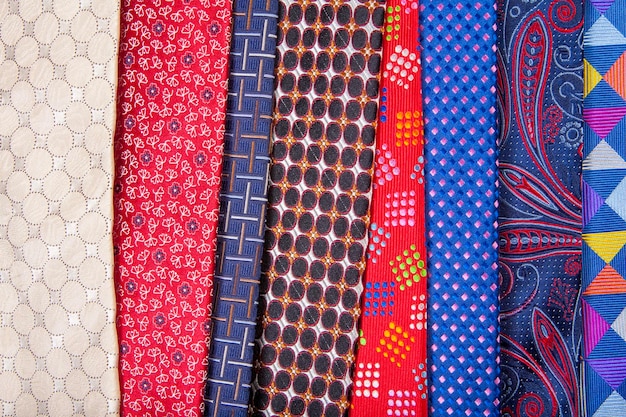 Conjunto de corbatas de hombre multicolor