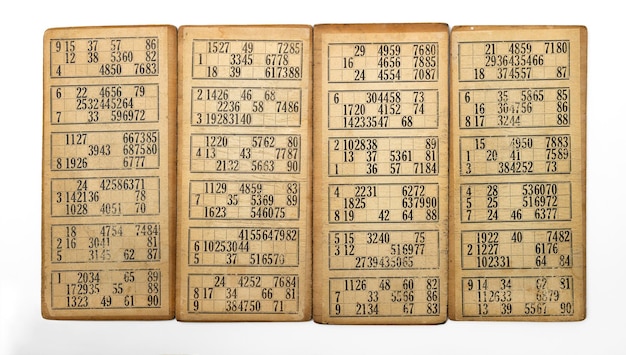 Conjunto de cartões de bingo antigos