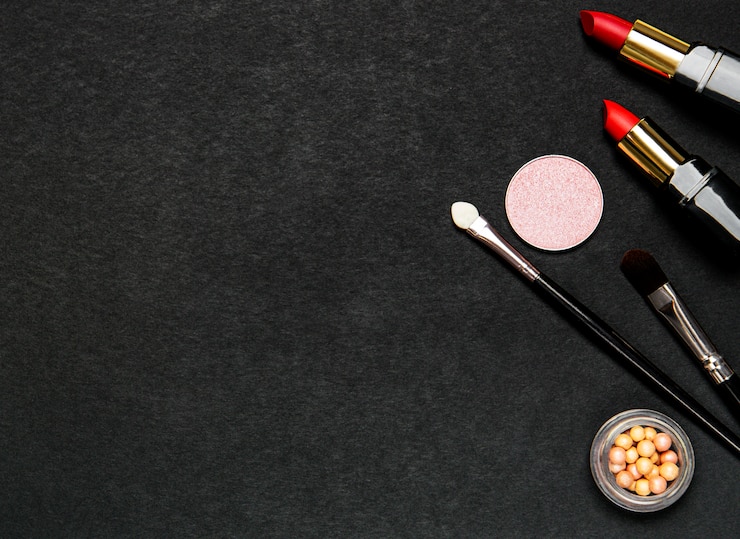 Foto conjunto de cosméticos decorativos