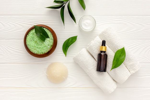 Conjunto de cosméticos orgânicos de ervas para spa caseiro