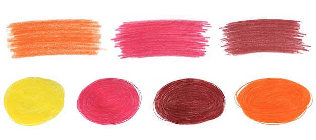 Conjunto de mancha abstrata desenhada por lápis de cor isolado no fundo branco