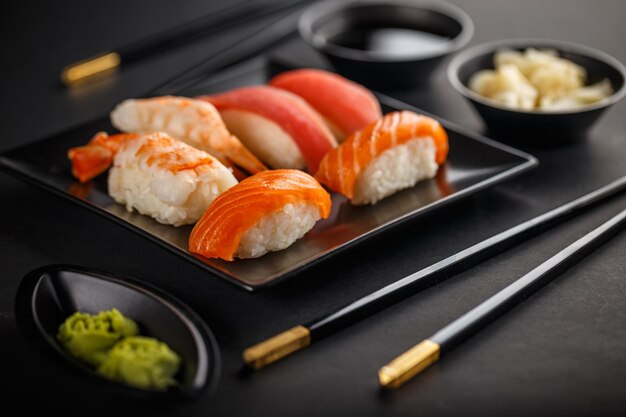 Conjunto de sushi de sashimi