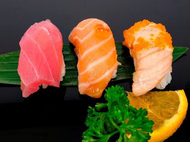 Conjunto de sushi japonês