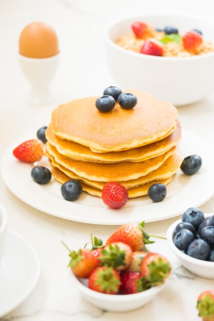 Conjunto de desayuno saludable