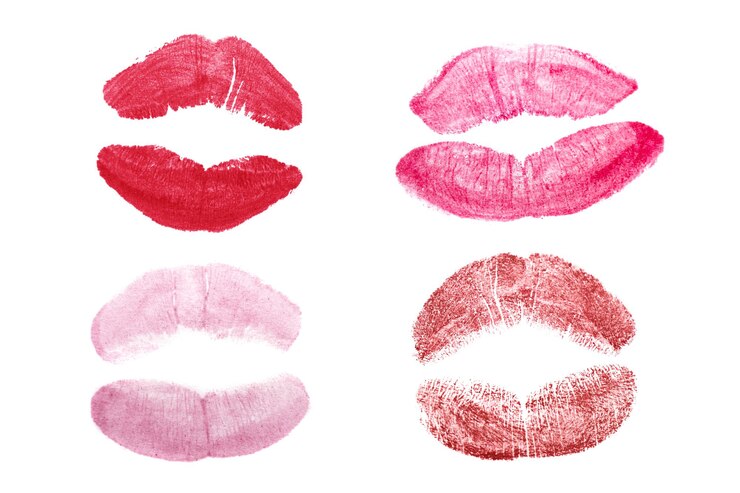 Foto conjunto de marcas de lápiz labial. aislado sobre fondo blanco.