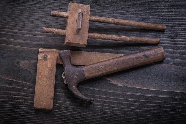 Conjunto de regla cuadrada de martillo de garra vintage y calibrador de superficie