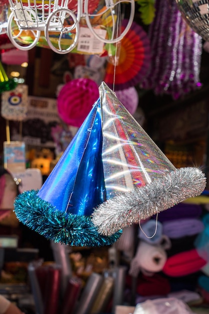 Conjunto de sombreros de fiesta de varios colores