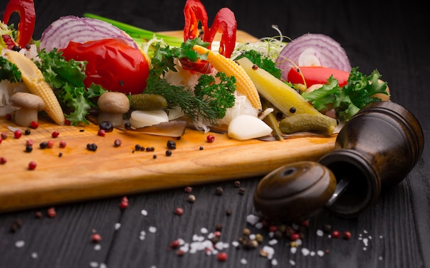 Conjunto de verduras en escabeche