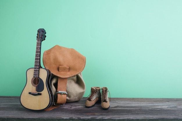 Conjunto vintage para campamento de verano. Fondo de vacaciones. Concepto de vacaciones de verano.