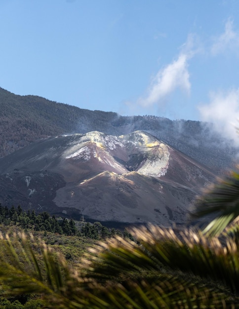 Consecuencias del cráter del volcán Teneguia en la parte sur de La Palma Islas Canarias