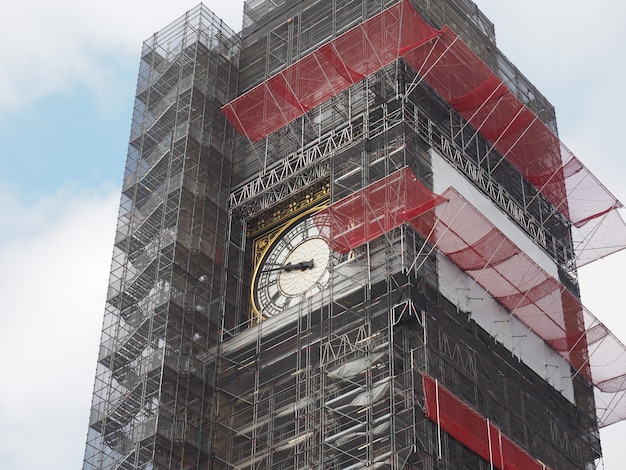 Foto conservação do big ben funciona em londres