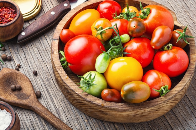 Conservación de tomate otoñal