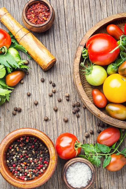 Conservación de tomate otoñal