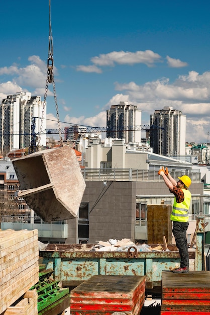 Construção de arranha-céus urbanos