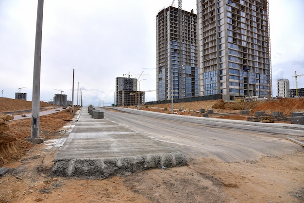 Construção e desenvolvimento de pavimentos de concreto em locais de construção