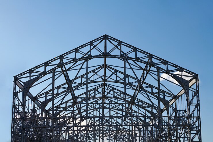 Construcción metálica de edificios ferroviarios