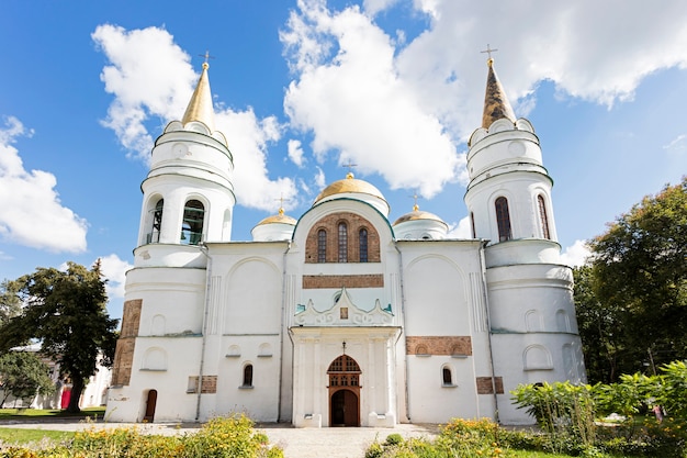 construindo uma igreja na Ucrânia, templo