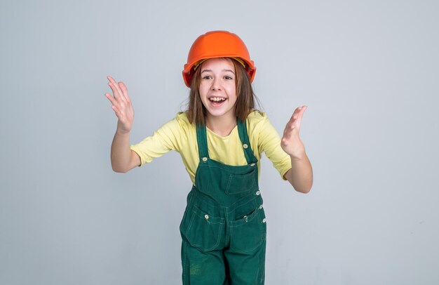 Construya su futuro usted mismo día internacional de los trabajadores electricista es su carrera chica en casco juega constructor construyendo y renovando niño construir ingeniero de construcción adolescente es trabajador de la construcción