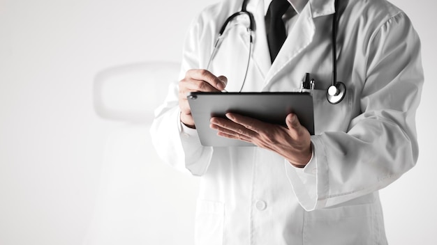 Consultation with a doctor for systematic health management