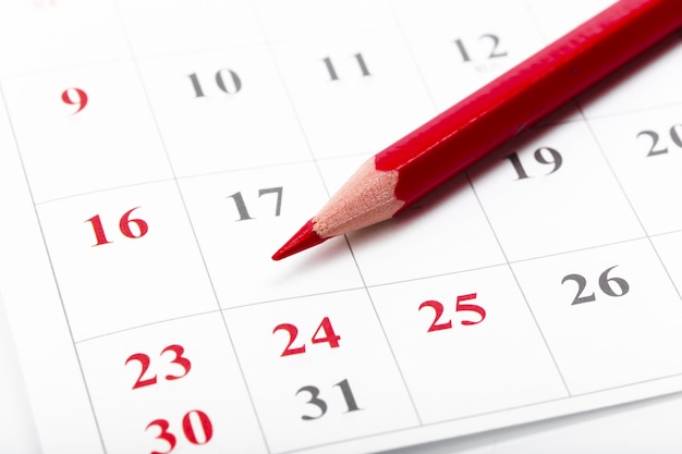 Consulte las fechas en un concepto de calendario comercial