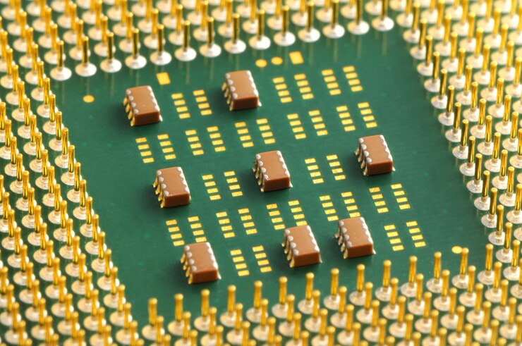 Foto contactos de primer plano en el chip debajo de la cpu