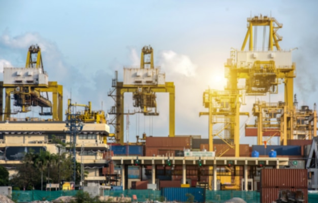 Container, Containerschiff im Import Export und Business / Blur Fokus