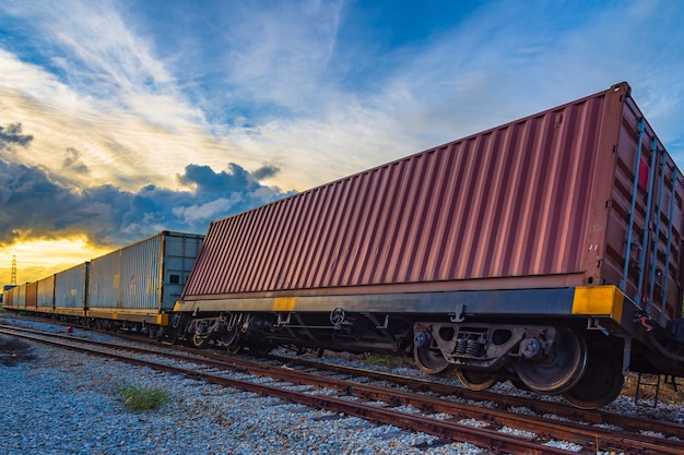 Container Güterzug Unfall.