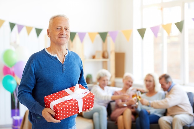 Contenido cumpleañero en fiesta propia