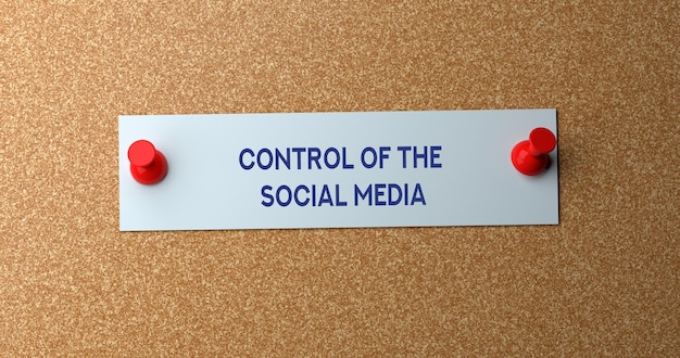 Control de nota adhesiva en redes sociales.