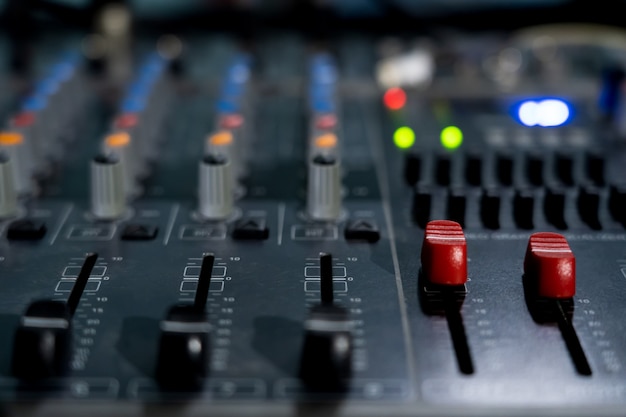 Controle de volume principal do mixer