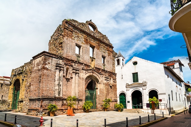 Convento de Santo Domingo en el Casco Viejo en el Casco Antiguo de la Ciudad de Panamá