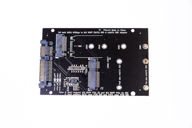 Foto el convertidor msata para usar la ranura sata normal se puede usar como ssd