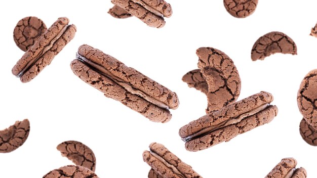 Cookies de brownie de chocolate com recheio de chocolate.