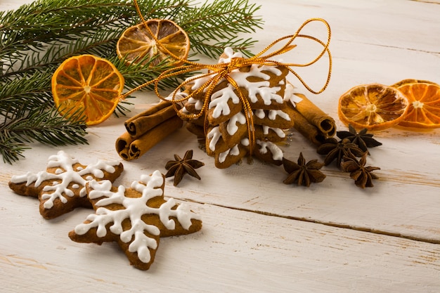 Cookies de floco de neve de glacê de Natal