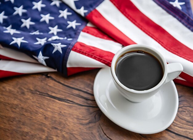 Copa de café del día de la independencia bandera de los Estados Unidos