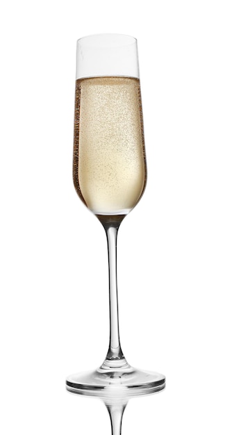 Foto copa de champán aislado en blanco