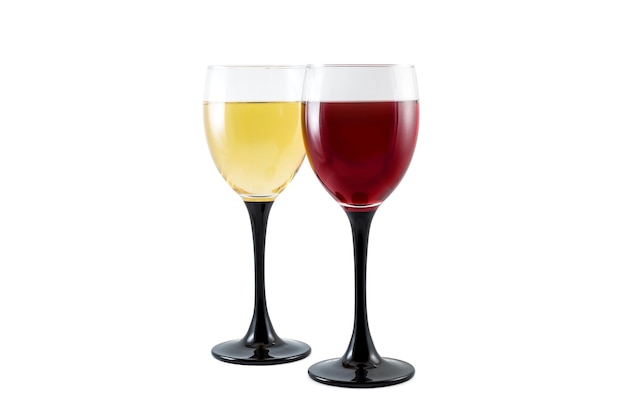 Copa de vino tinto y copa de vino blanco aislado en blanco