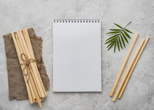 Copie las pajitas del tubo de bambú del medio ambiente ecológico